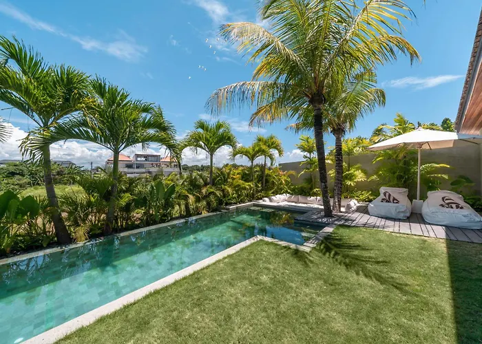Villa Cala Galeo - Iconic 4br Designer In Pererenan *