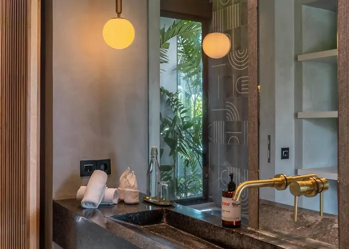 Cala Galeo - Iconic 4br Designer In Pererenan * Canggu (Bali)