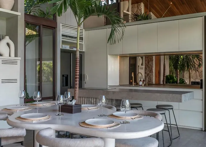Villa Cala Galeo - Iconic 4br Designer In Pererenan
